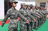 初中女儿厌学怎么解决